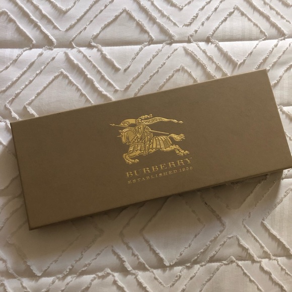 NWT Men’s BURBERRY LONDON Smoked Trench Silk Tie - Picture 2 of 10